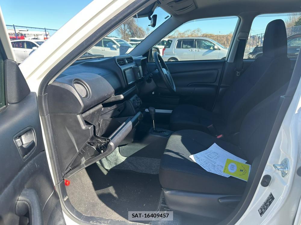 Toyota PROBOX 2020 1706875-10