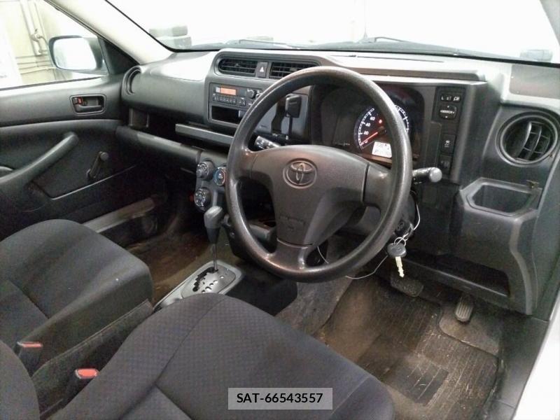 Toyota  2019-03 7349927-4