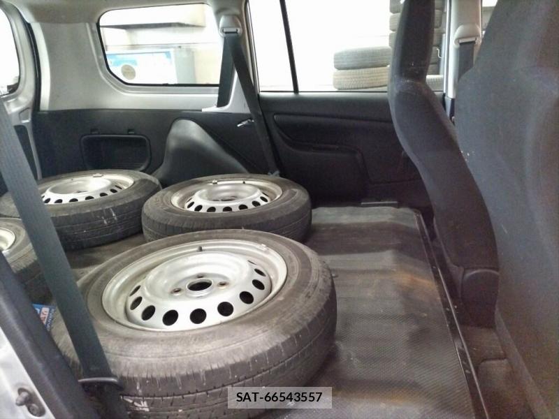 Toyota  2019-03 7349927-5