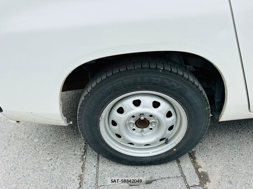 Toyota PROBOX 2019 6937243-27