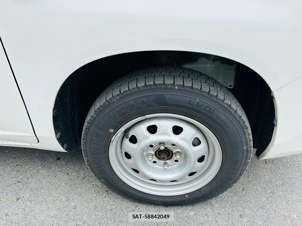 Toyota PROBOX 2019 6937243-28