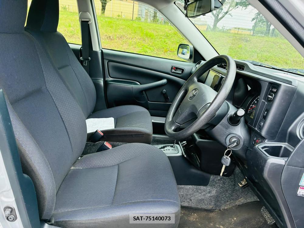 Toyota PROBOX 2020-05 7491011-11