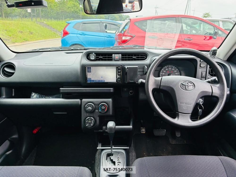 Toyota PROBOX 2020-05 7491011-12