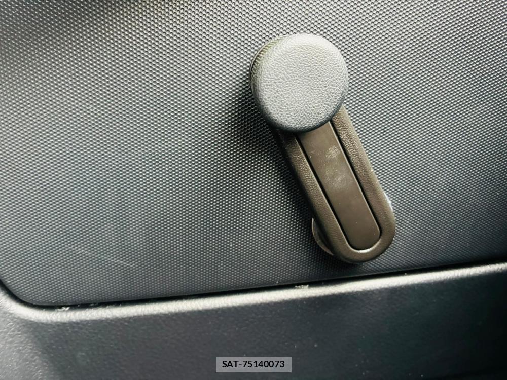 Toyota PROBOX 2020-05 7491011-23