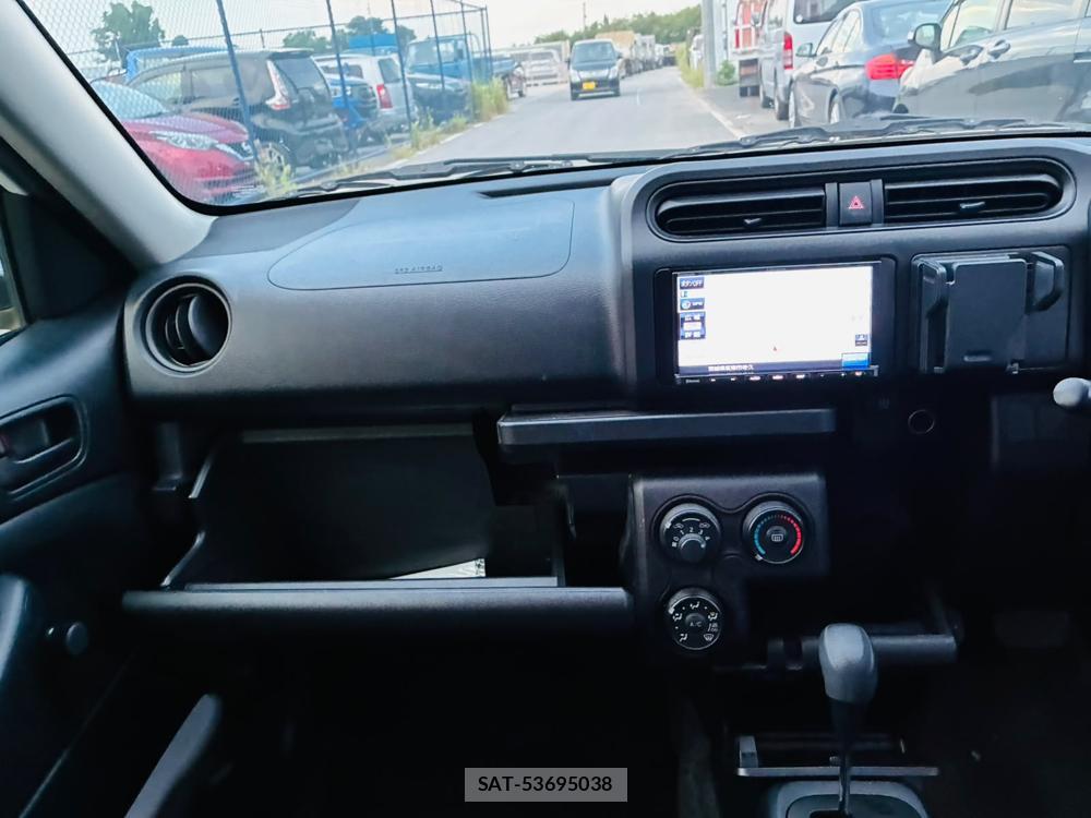Toyota PROBOX 2019-05 7914569-17