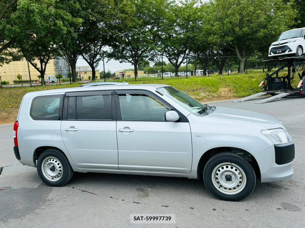 Toyota PROBOX 2019-06 8226314-5
