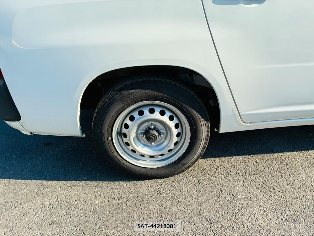 Toyota PROBOX 2020-06 8311392-27