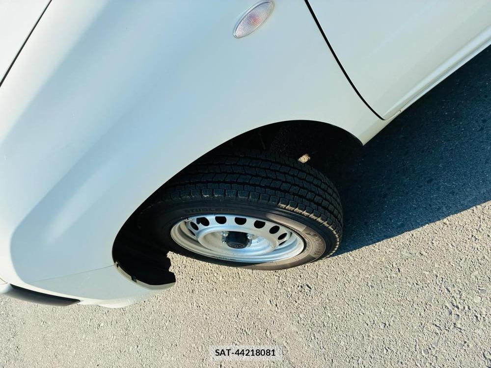 Toyota PROBOX 2020-06 8311392-31