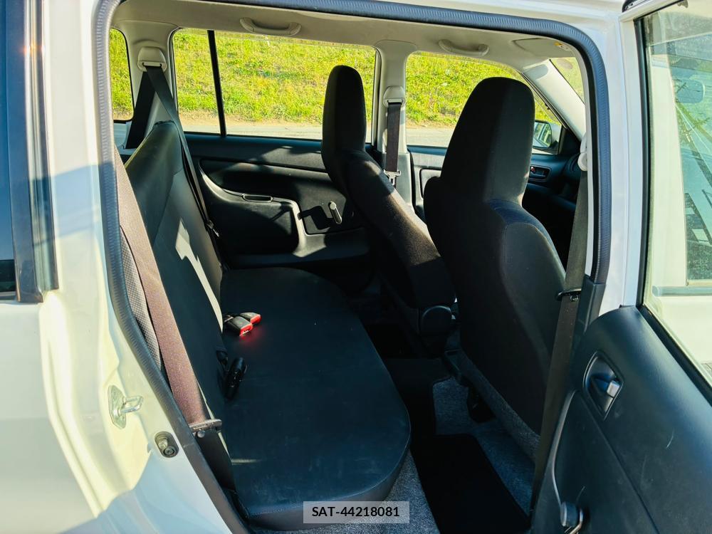 Toyota PROBOX 2020-06 8311392-8