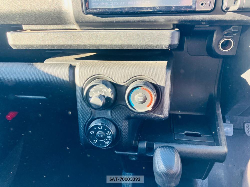 Toyota PROBOX VAN 2019-01 678203-20