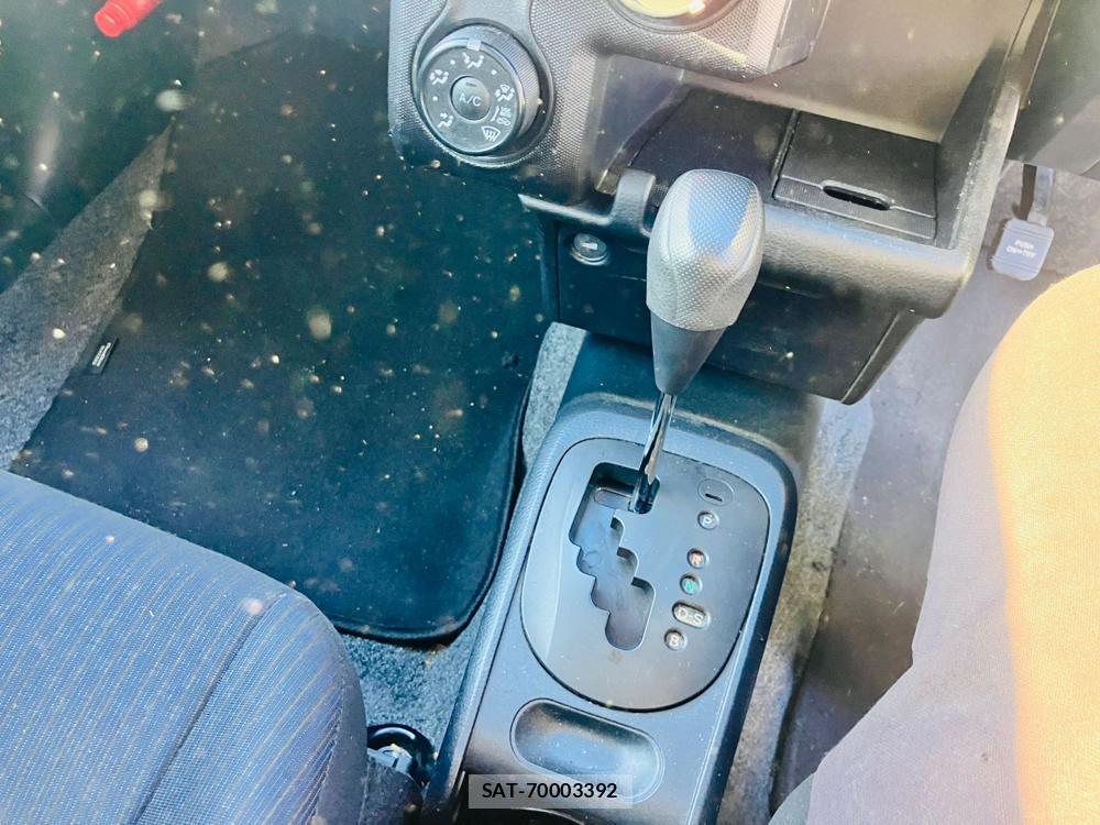 Toyota PROBOX VAN 2019-01 678203-21