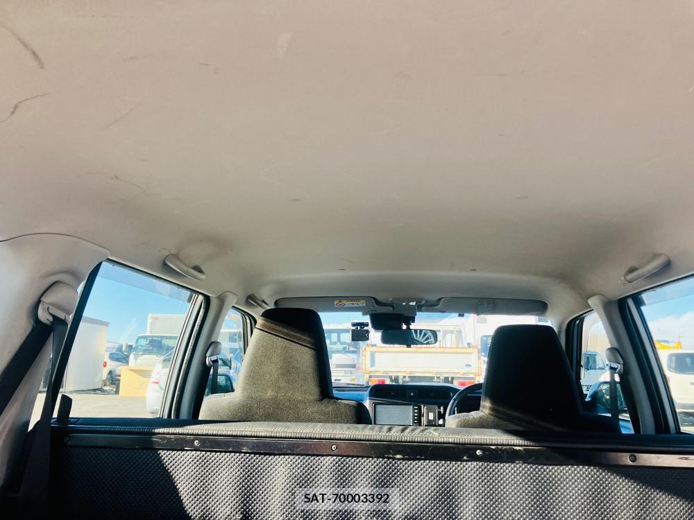 Toyota PROBOX VAN 2019-01 678203-28