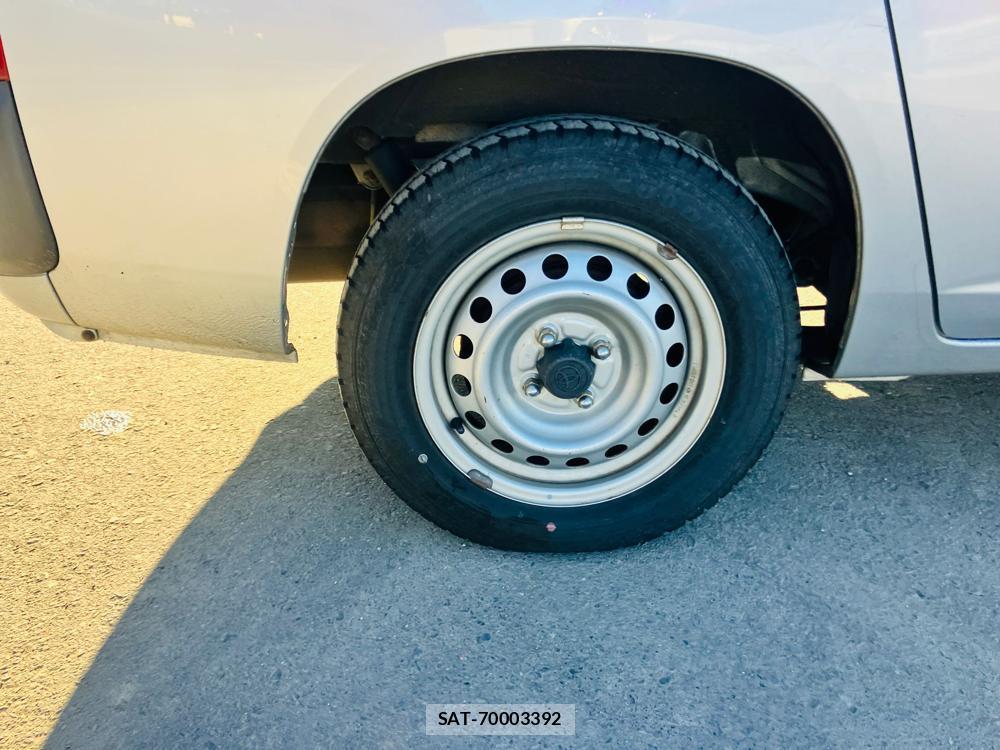 Toyota PROBOX VAN 2019-01 678203-31