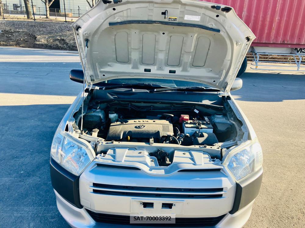 Toyota PROBOX VAN 2019-01 678203-37