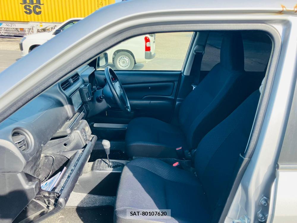 Toyota PROBOX VAN 2019-12 684130-9