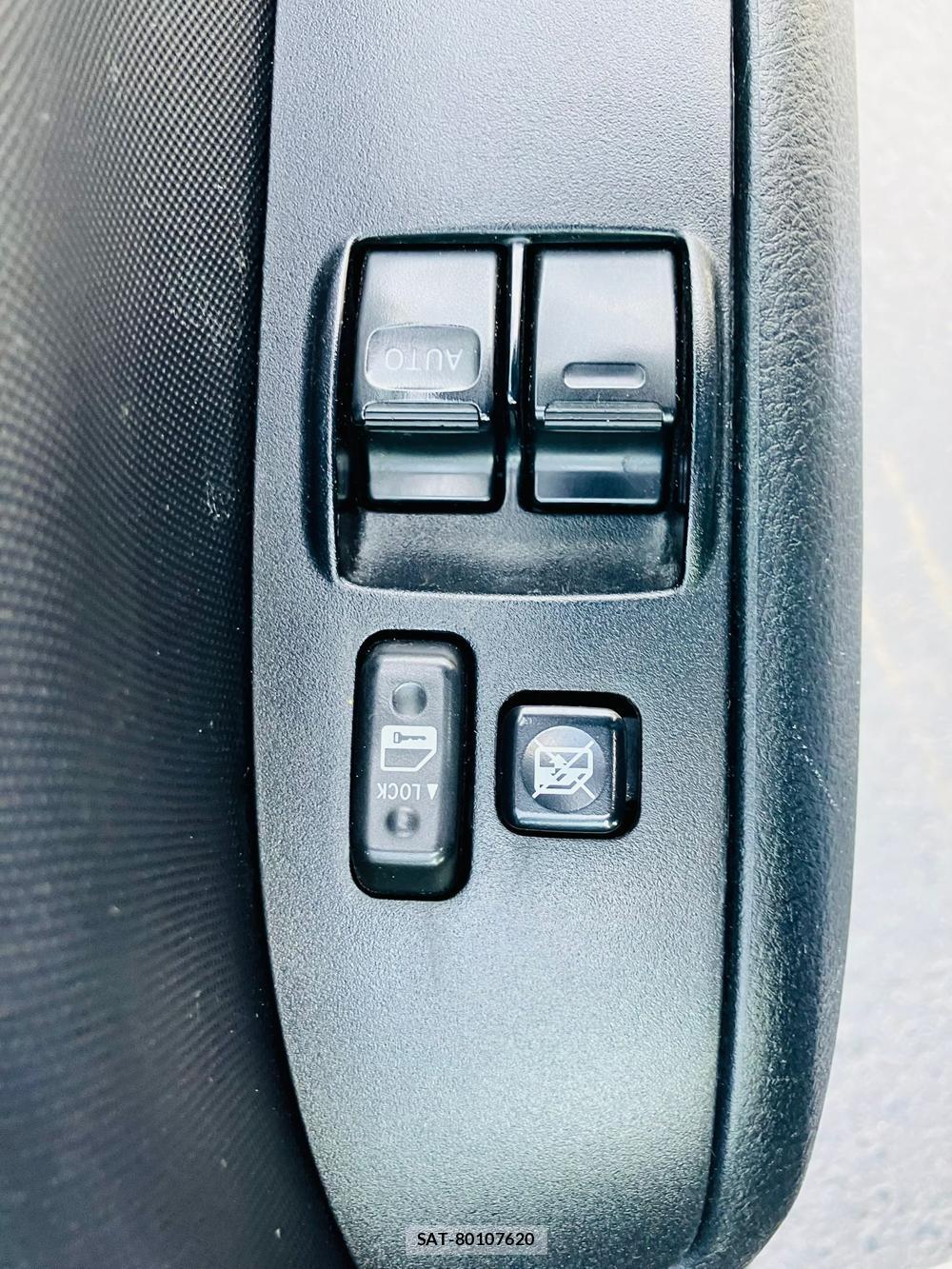 Toyota PROBOX VAN 2019-12 684130-25