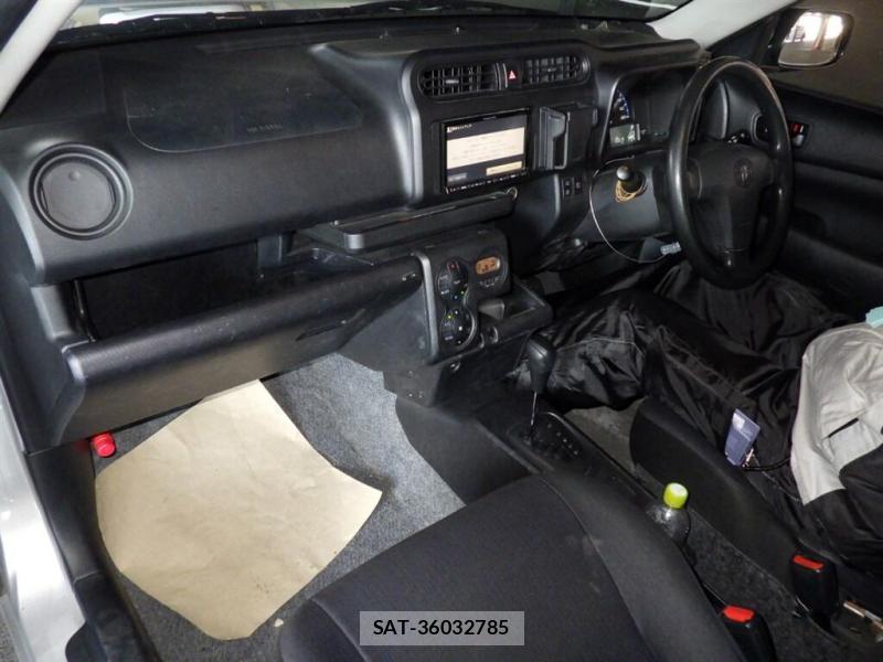 Toyota PROBOX VAN 2019-12 824649-5