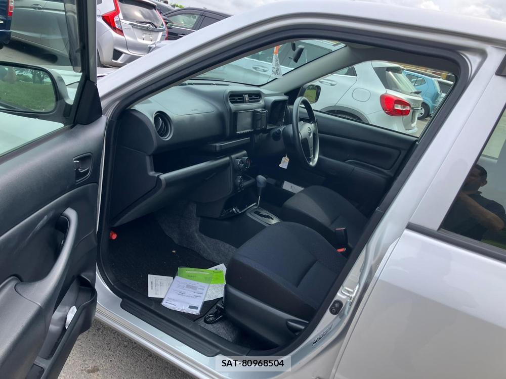 Toyota PROBOX VAN 2018 1045890-9