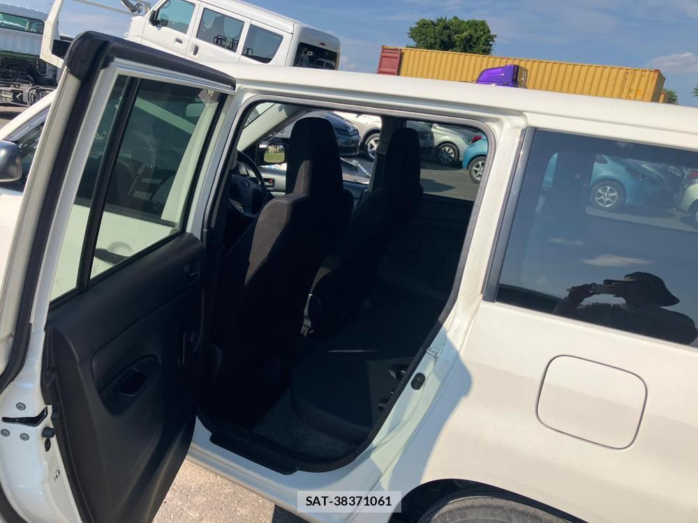 Toyota PROBOX VAN 2018-03 1082472-11