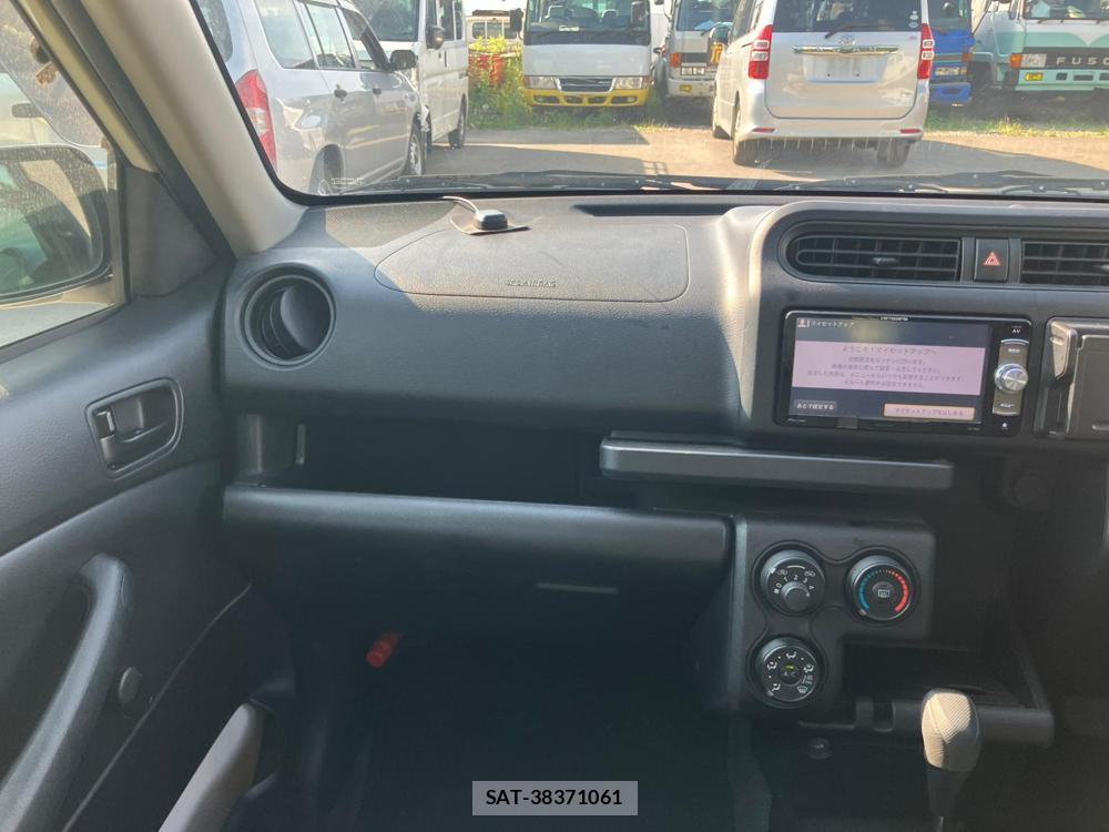 Toyota PROBOX VAN 2018-03 1082472-17