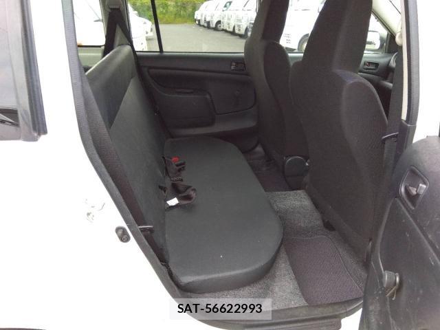 Toyota PROBOX VAN 2018 1045900-2