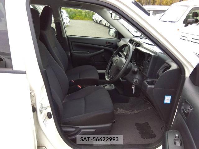 Toyota PROBOX VAN 2018 1045900-3