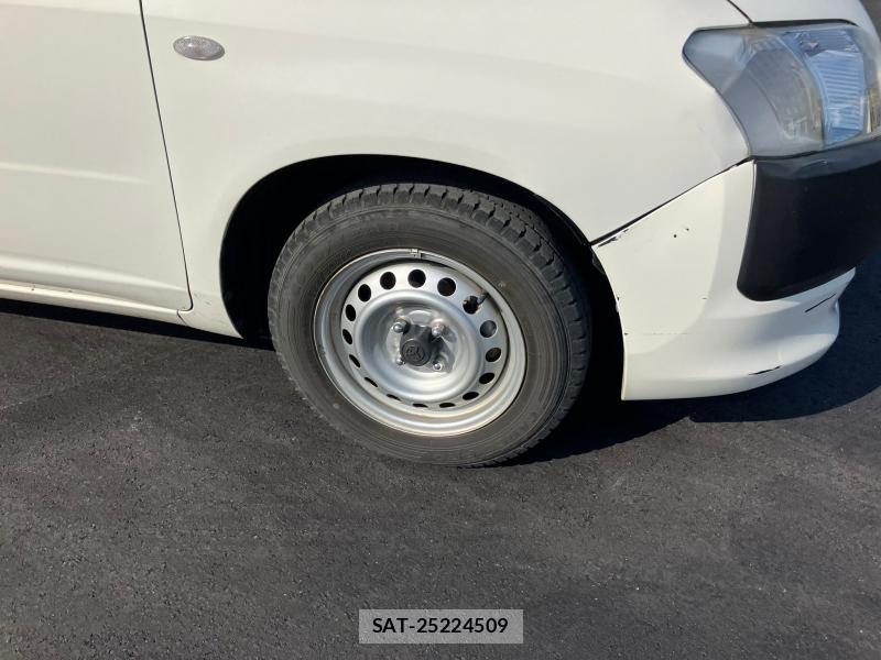 Toyota PROBOX VAN 2019 1243423-33