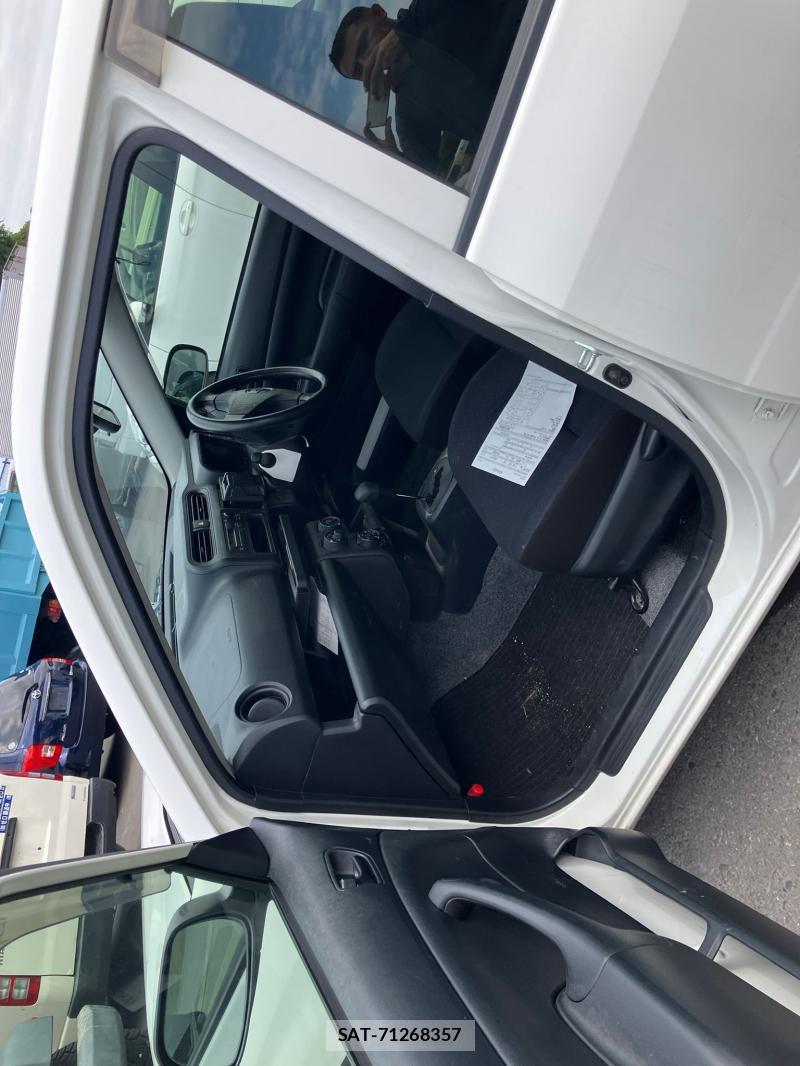Toyota PROBOX VAN 2018 1261921-10