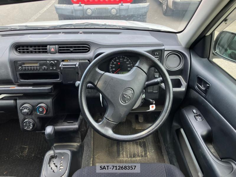 Toyota PROBOX VAN 2018 1261921-13