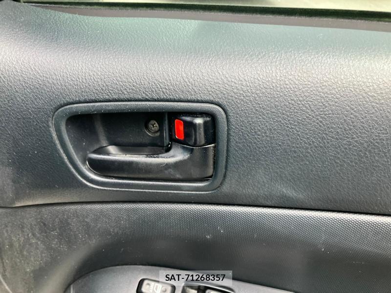 Toyota PROBOX VAN 2018 1261921-24