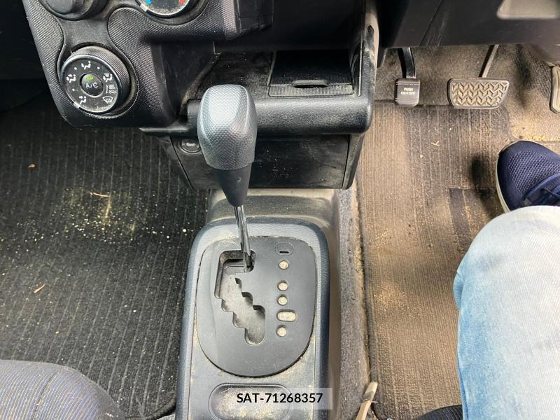 Toyota PROBOX VAN 2018 1261921-26