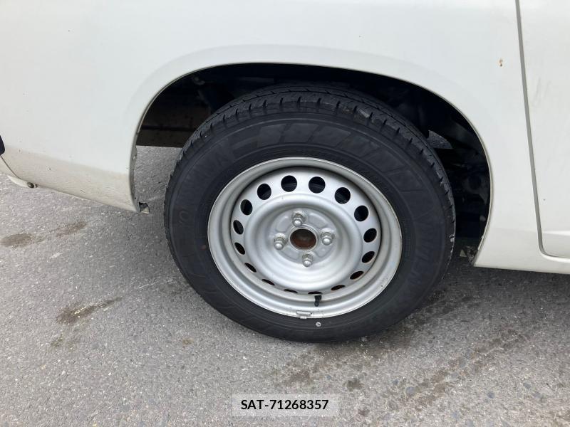 Toyota PROBOX VAN 2018 1261921-36