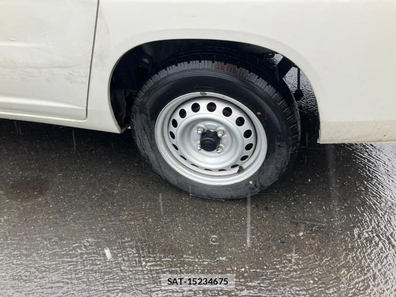 Toyota PROBOX VAN 2019 1226799-32