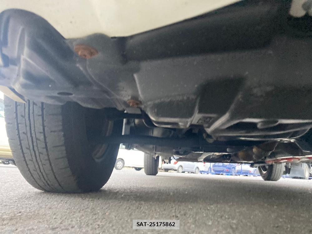 Toyota PROBOX VAN 2019-09 1311441-36