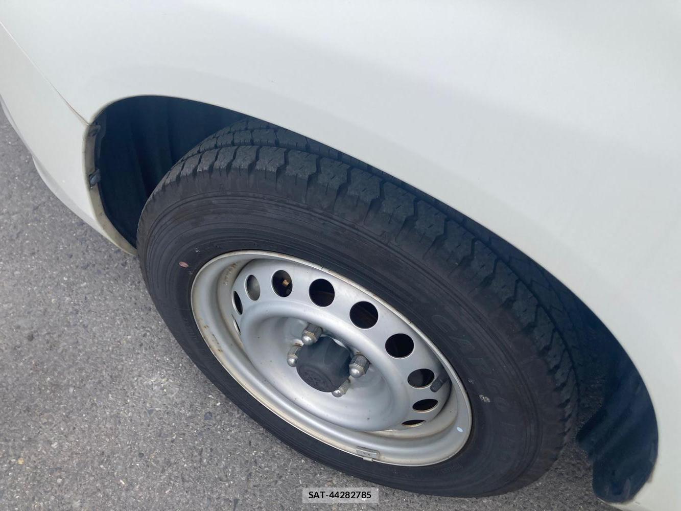 Toyota PROBOX VAN 2019 1307141-32