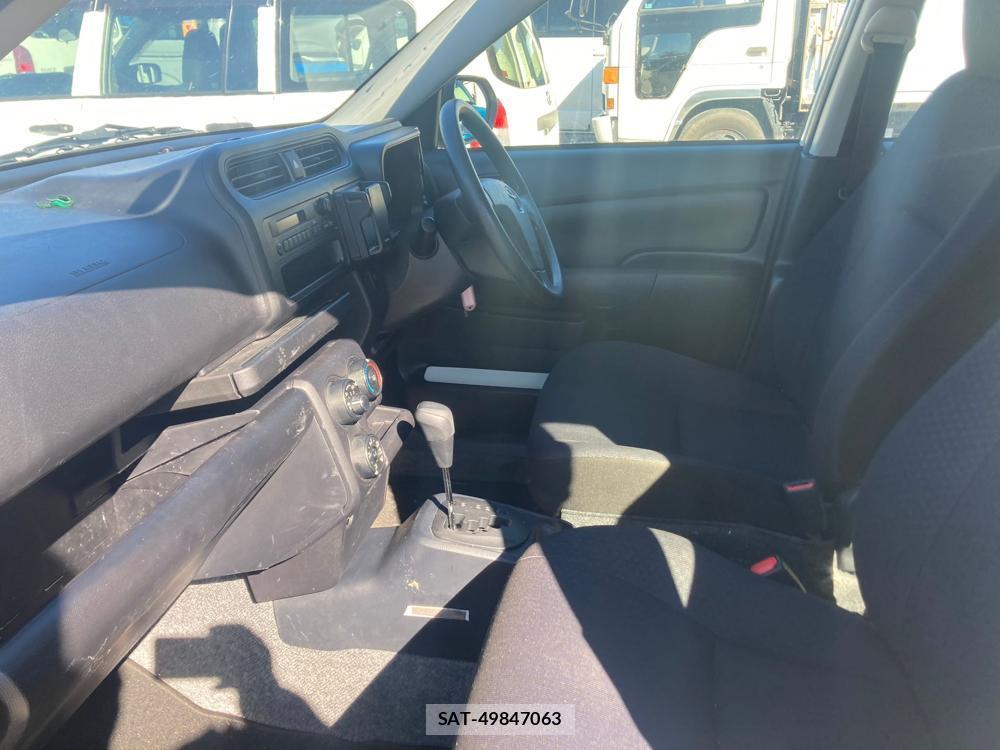 Toyota PROBOX VAN 2020 1367375-9