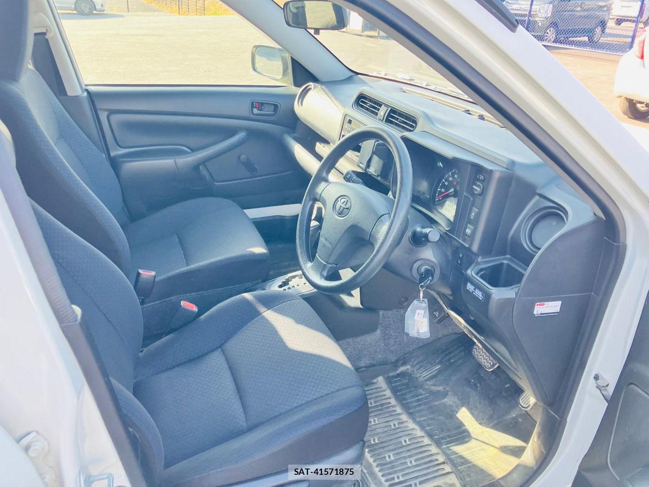 Toyota PROBOX VAN 2019 1396261-11