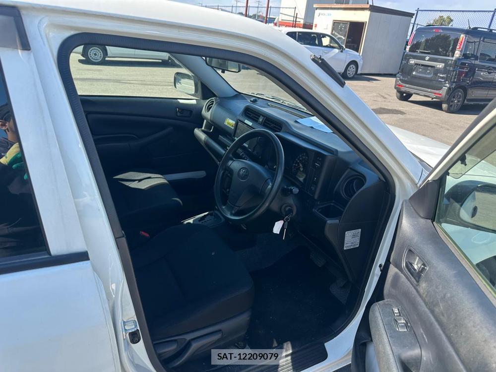 Toyota PROBOX VAN 2019 1377761-11