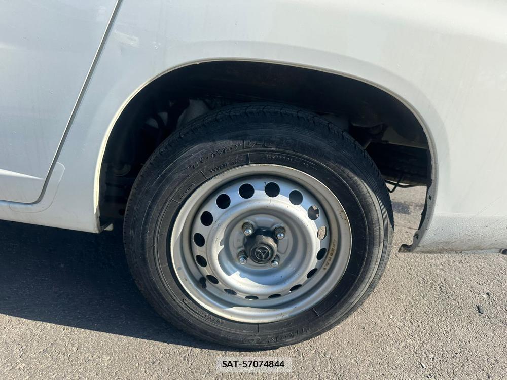 Toyota PROBOX VAN 2020 2192580-30