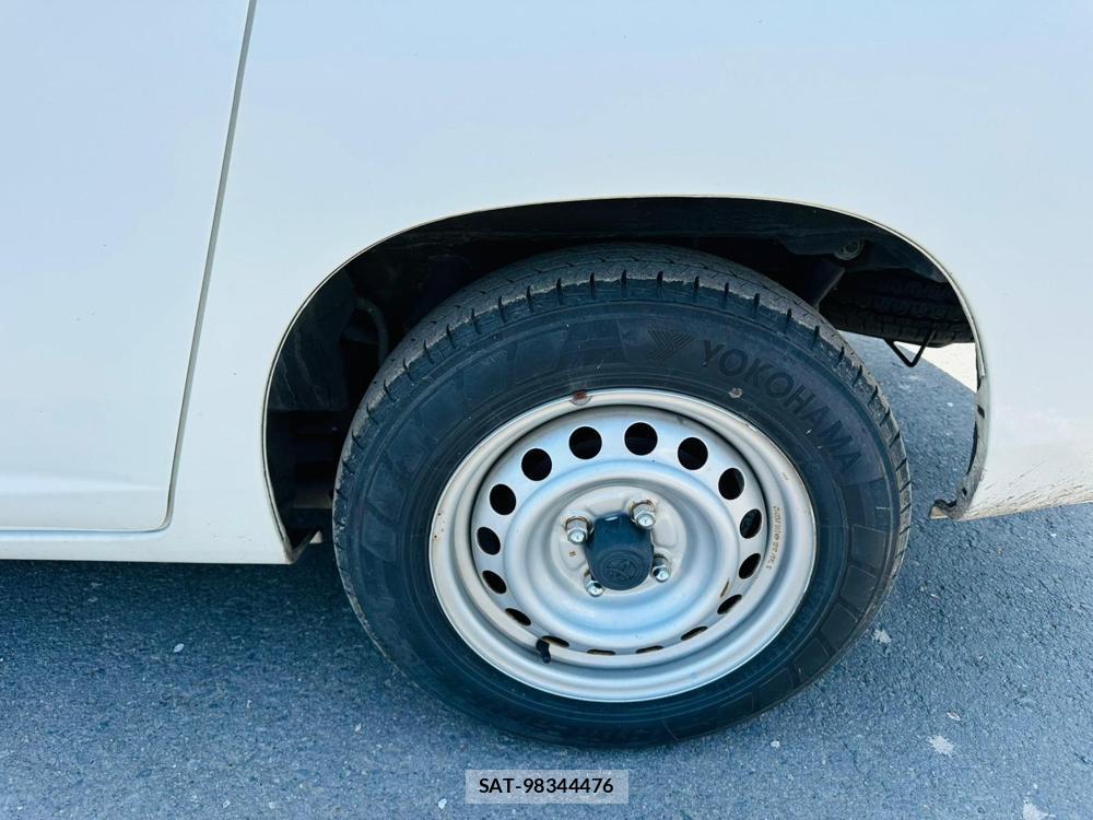 Toyota PROBOX VAN 2020 5270665-31