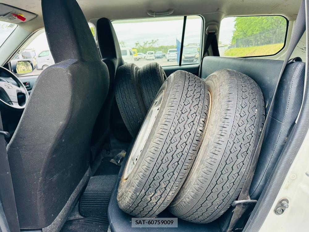 Toyota PROBOX VAN 2020 6650899-9