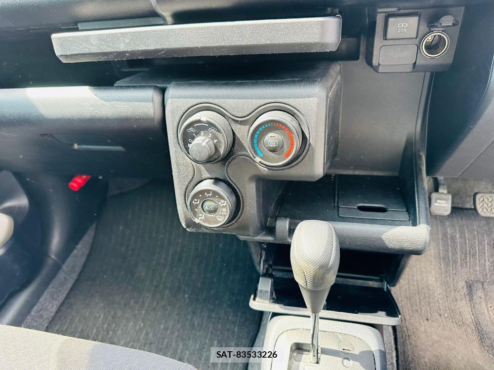 Toyota PROBOX VAN 2020 6714480-19