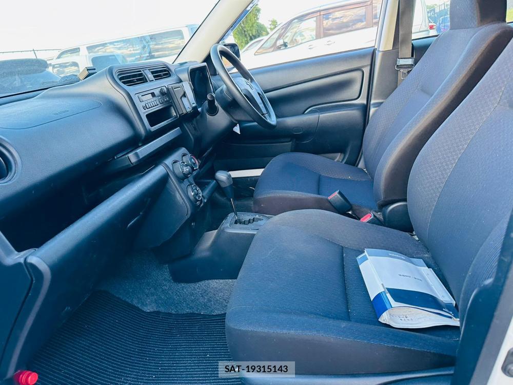 Toyota PROBOX VAN 2019 6485896-10