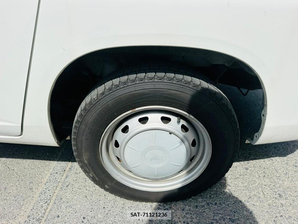 Toyota PROBOX VAN 2015 7086857-28