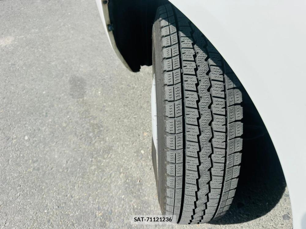 Toyota PROBOX VAN 2015 7086857-30