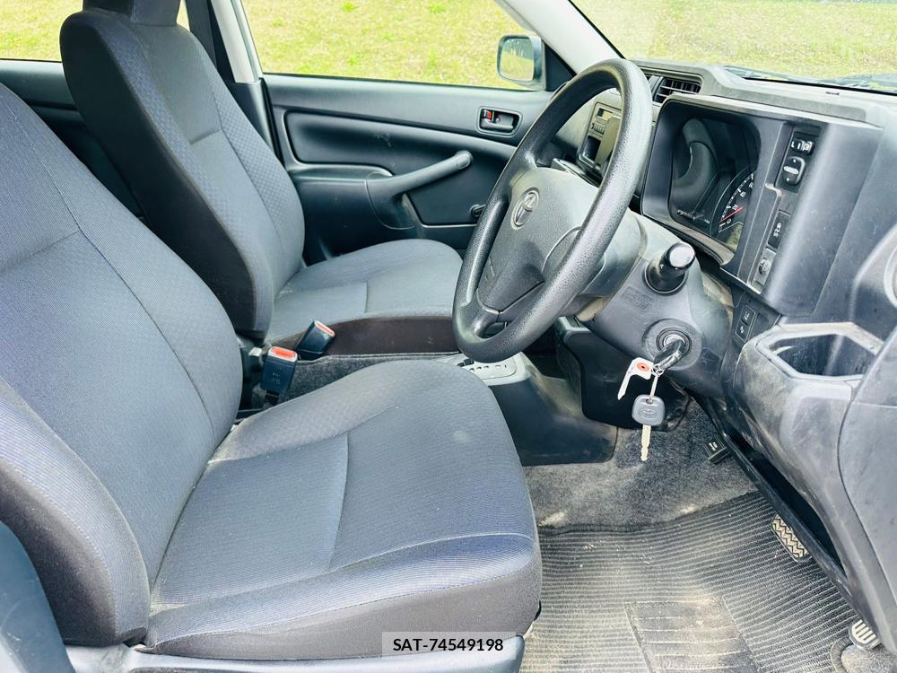 Toyota PROBOX VAN 2019 6987481-11
