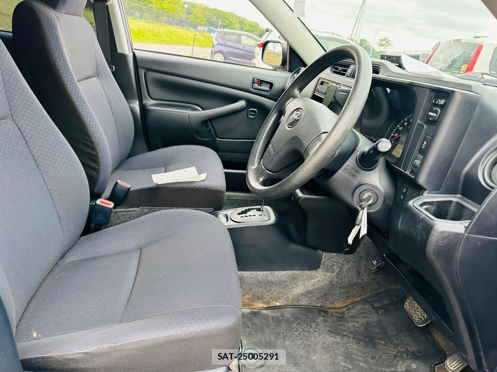 Toyota PROBOX VAN 2019-04 7175236-11