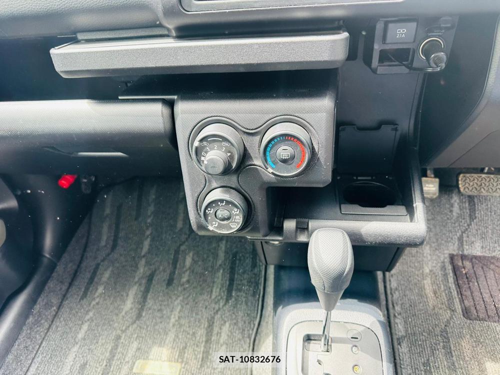 Toyota PROBOX VAN 2019 7242619-19