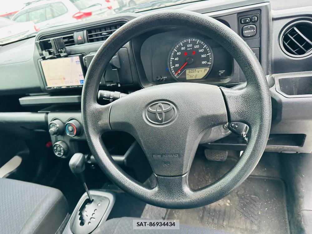 Toyota PROBOX VAN 2020 7242611-14