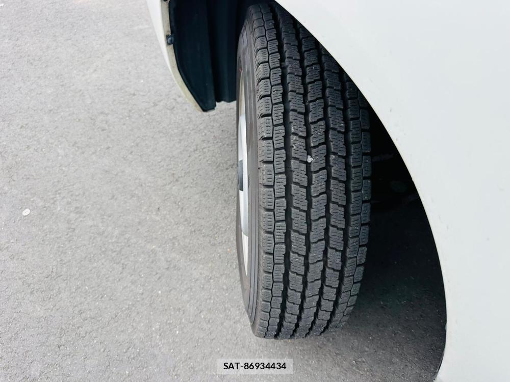 Toyota PROBOX VAN 2020 7242611-31